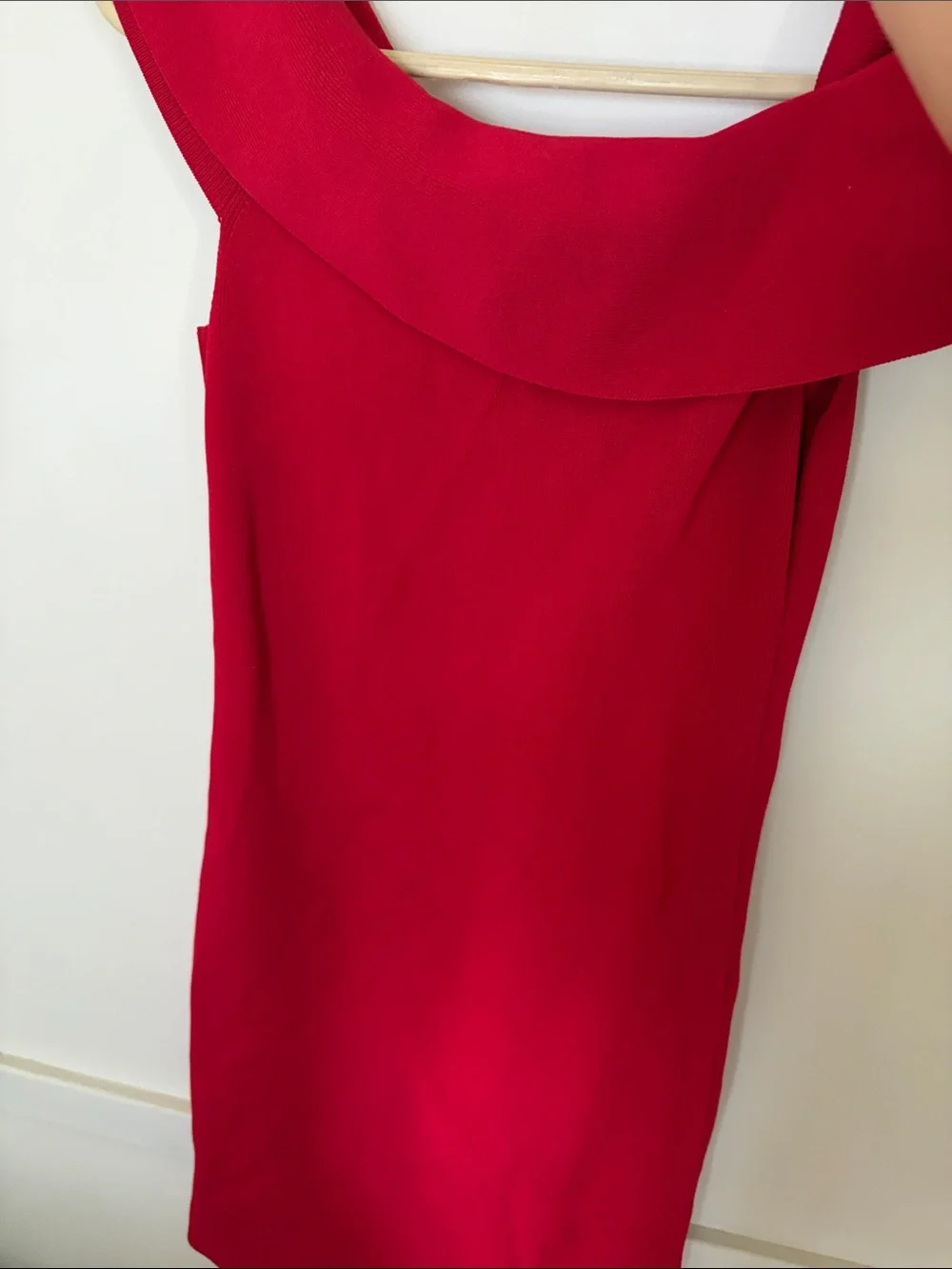 Tahari Off Shoulder Red Women's Dress